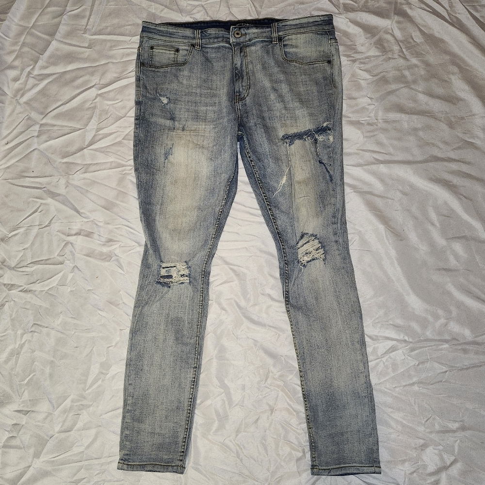 Serenade Distressed Blue Jeans for Men